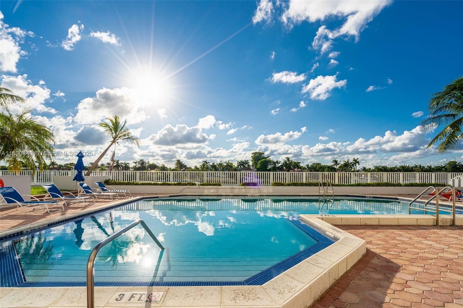 Real estate property located at 5700 Collins Ave #4A, Miami-dade, Seacoast 5700 Condo, Miami Beach, FL