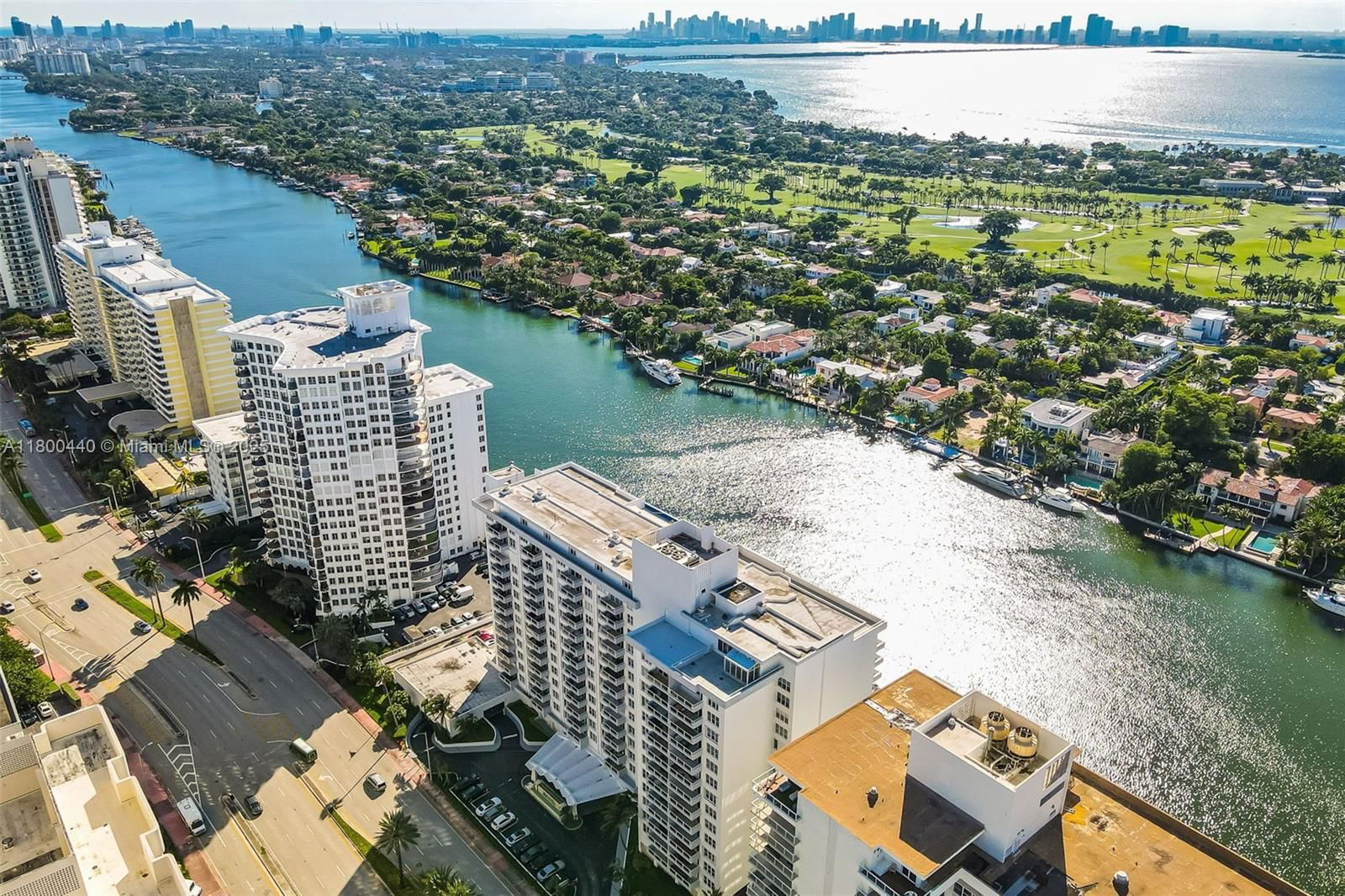 Real estate property located at 5700 Collins Ave #4A, Miami-dade, Seacoast 5700 Condo, Miami Beach, FL