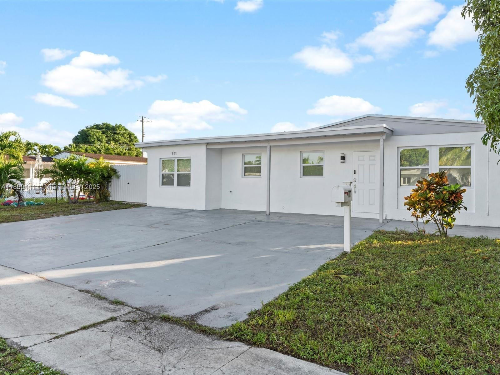 Real estate property located at 711 66th Ave, Broward, Boulevard Heights Sec 6, Hollywood, FL