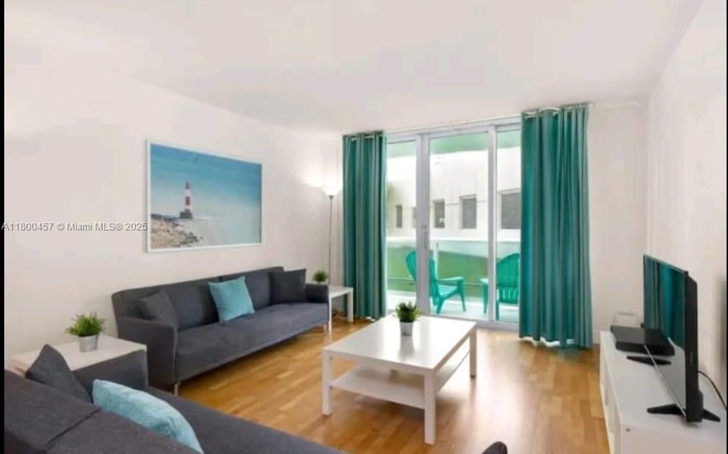 Real estate property located at 3901 Ocean Dr #2Z, Broward, Tides On Hollywood Beach, Hollywood, FL