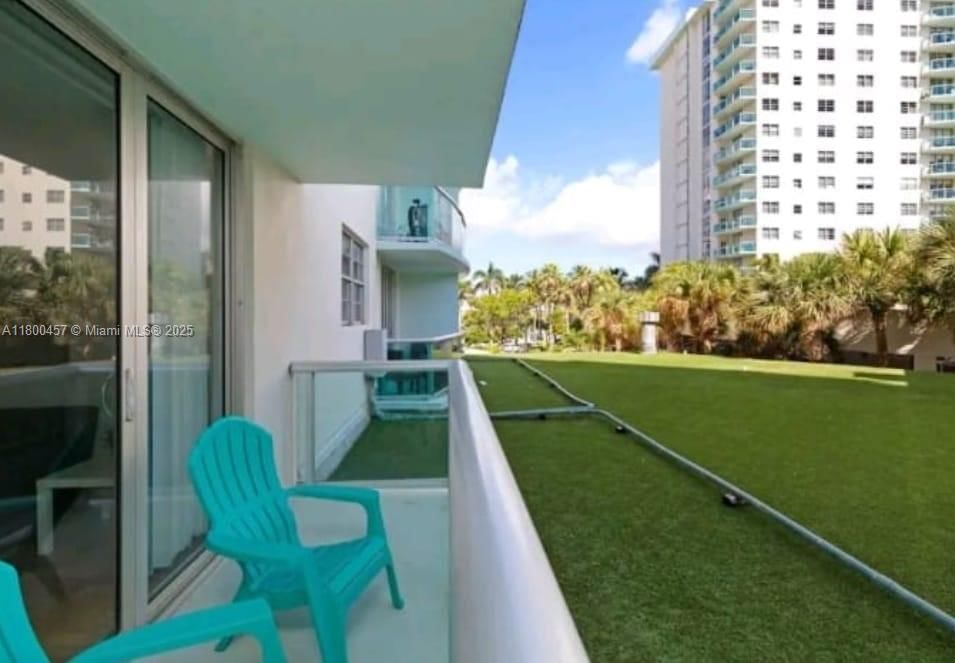 Real estate property located at 3901 Ocean Dr #2Z, Broward, Tides On Hollywood Beach, Hollywood, FL