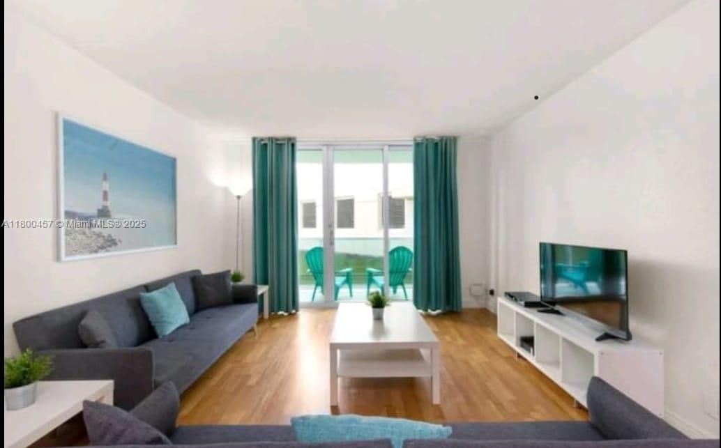 Real estate property located at 3901 Ocean Dr #2Z, Broward, Tides On Hollywood Beach, Hollywood, FL