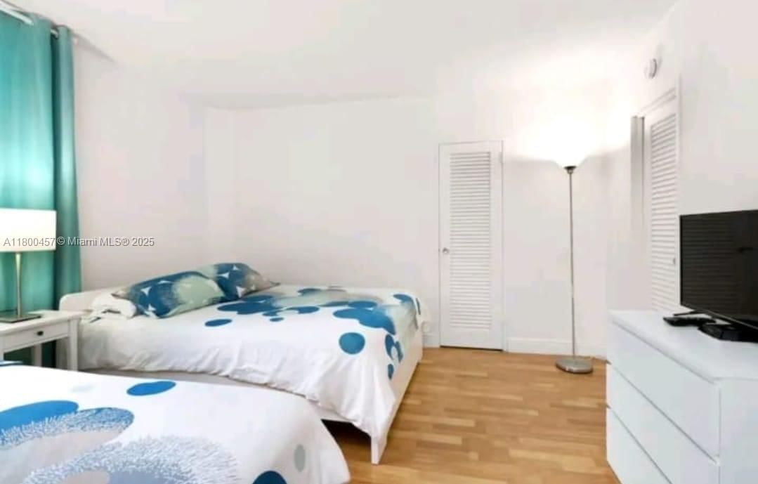 Real estate property located at 3901 Ocean Dr #2Z, Broward, Tides On Hollywood Beach, Hollywood, FL