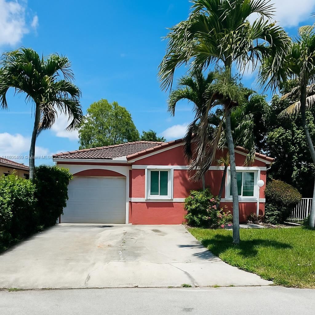 Real estate property located at 14341 175th Ter, Miami-dade, Weitzer Serena Lakes West, Miami, FL