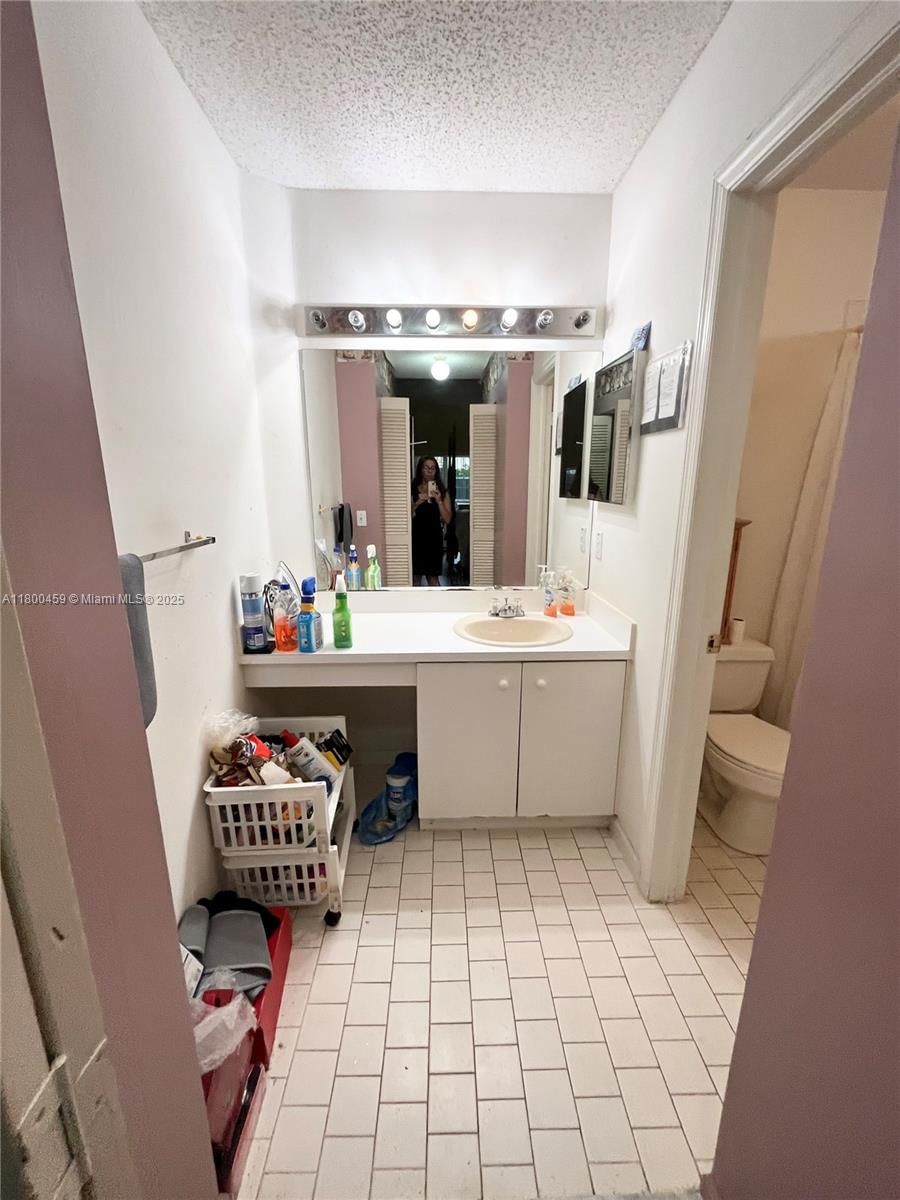 Real estate property located at 14341 175th Ter, Miami-dade, Weitzer Serena Lakes West, Miami, FL
