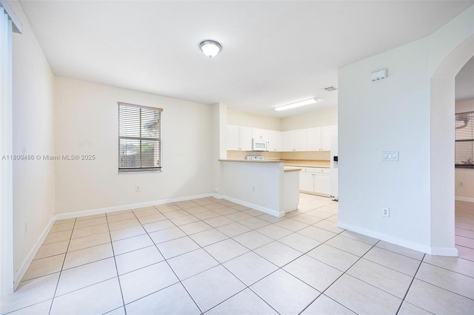 Real estate property located at 2884 2nd Dr #3, Miami-dade, Fiji Condo No 2, Homestead, FL