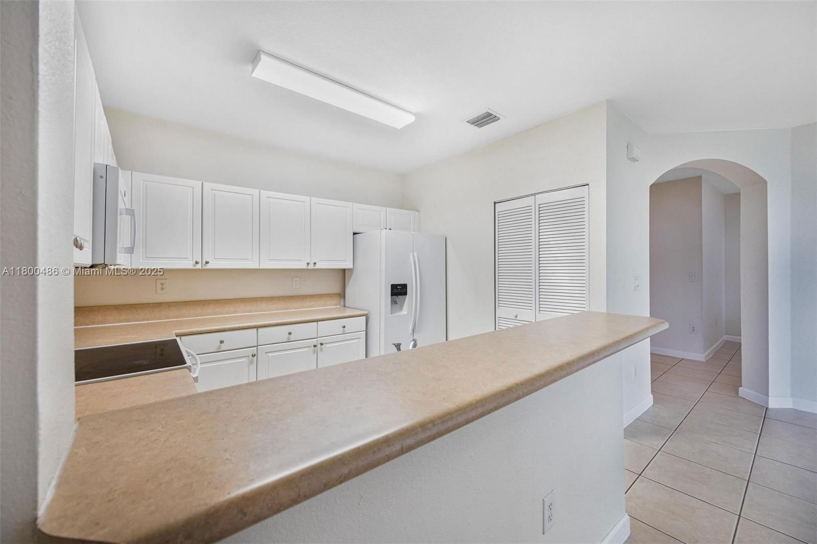 Real estate property located at 2884 2nd Dr #3, Miami-dade, Fiji Condo No 2, Homestead, FL