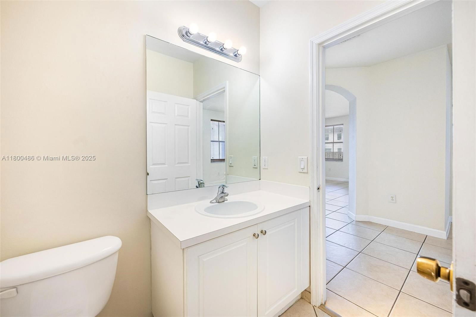 Real estate property located at 2884 2nd Dr #3, Miami-dade, Fiji Condo No 2, Homestead, FL