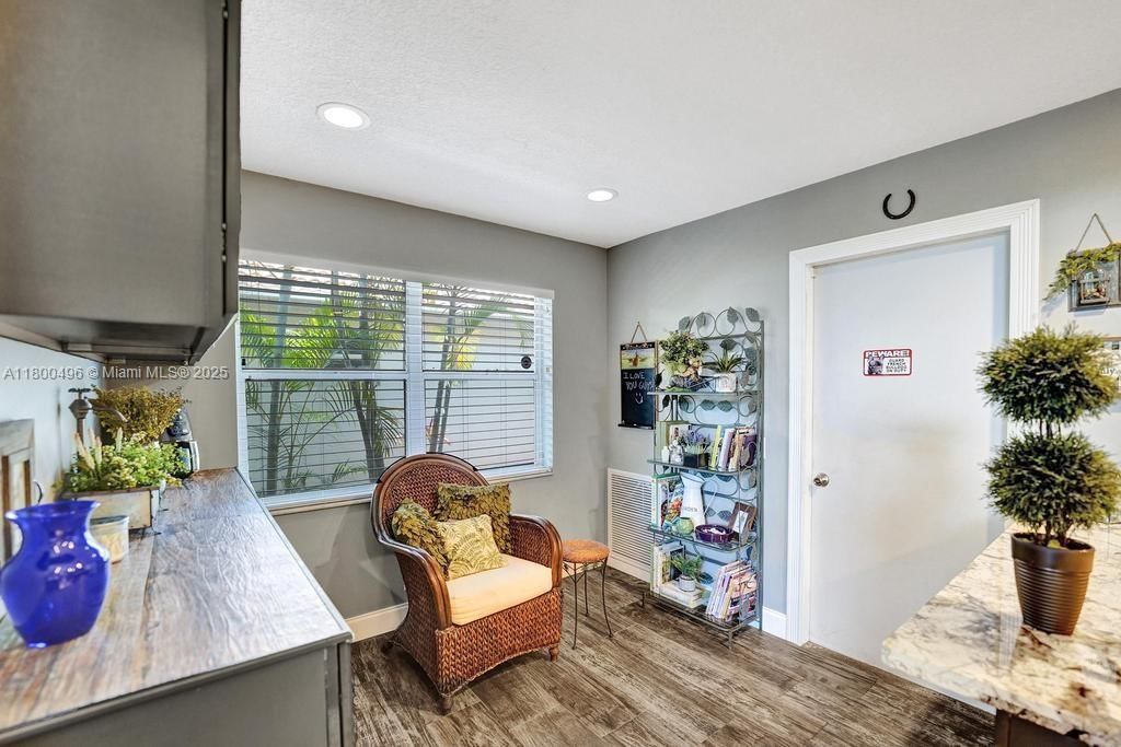 Real estate property located at 9471 Oak Grove Cir, Broward, Oak Grove At Forest Ridge, Davie, FL