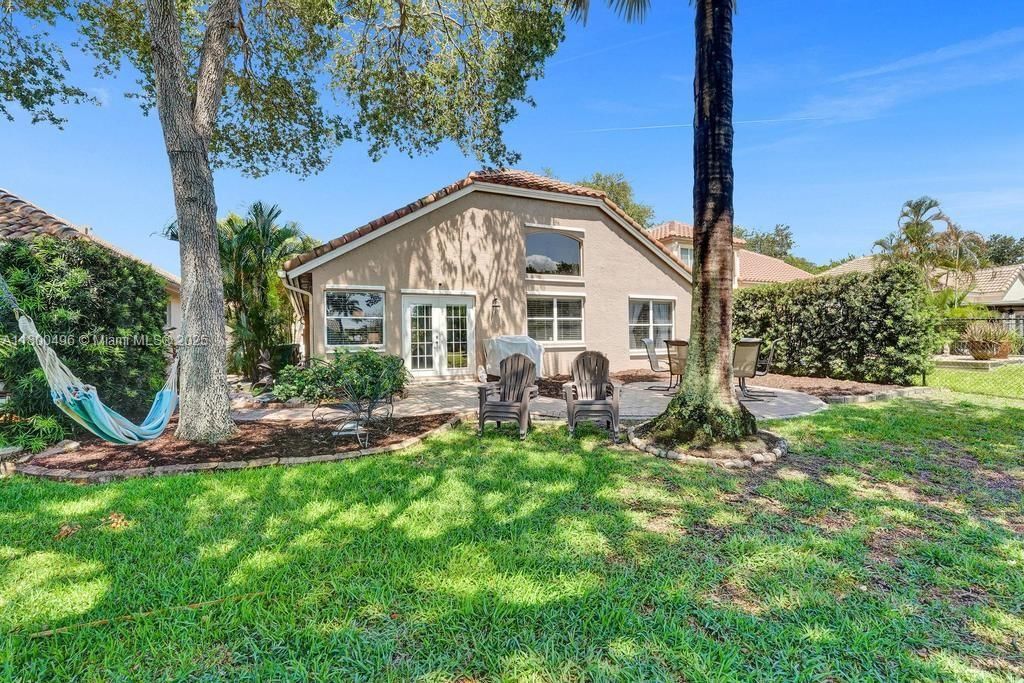 Real estate property located at 9471 Oak Grove Cir, Broward, Oak Grove At Forest Ridge, Davie, FL