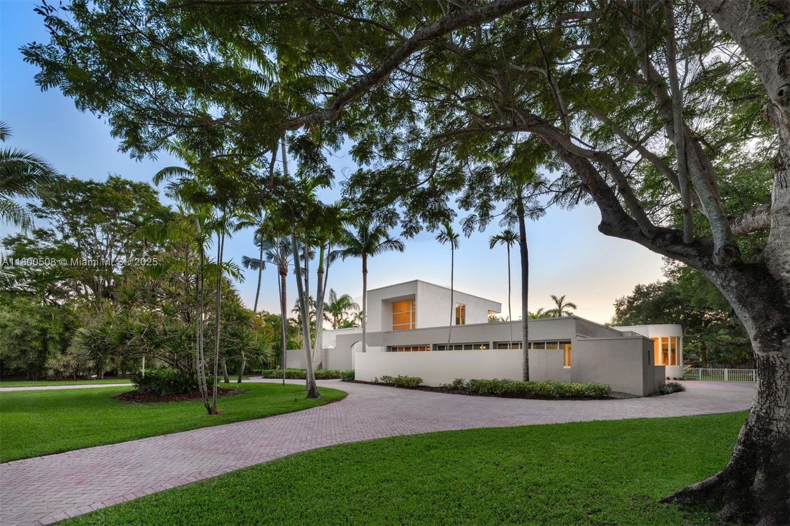 Real estate property located at 9500 60th Ct, Miami-dade, Unplatted, Pinecrest, FL