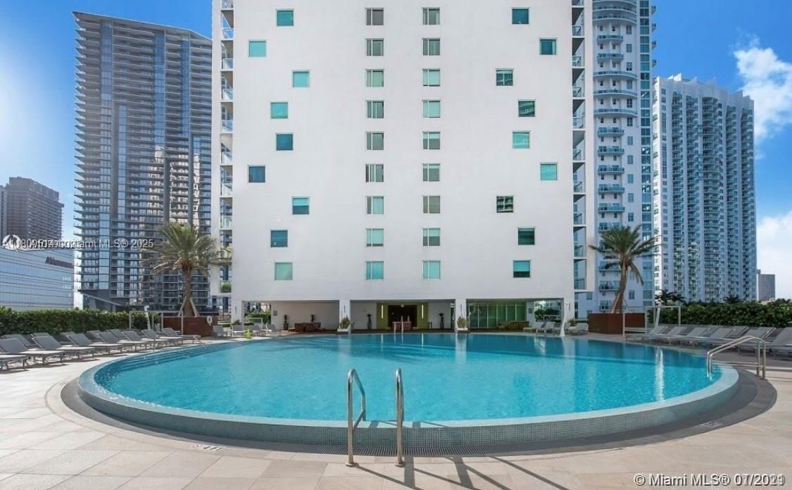 Real estate property located at 55 6th St #2304, Miami-dade, 500 Brickell West Condo, Miami, FL