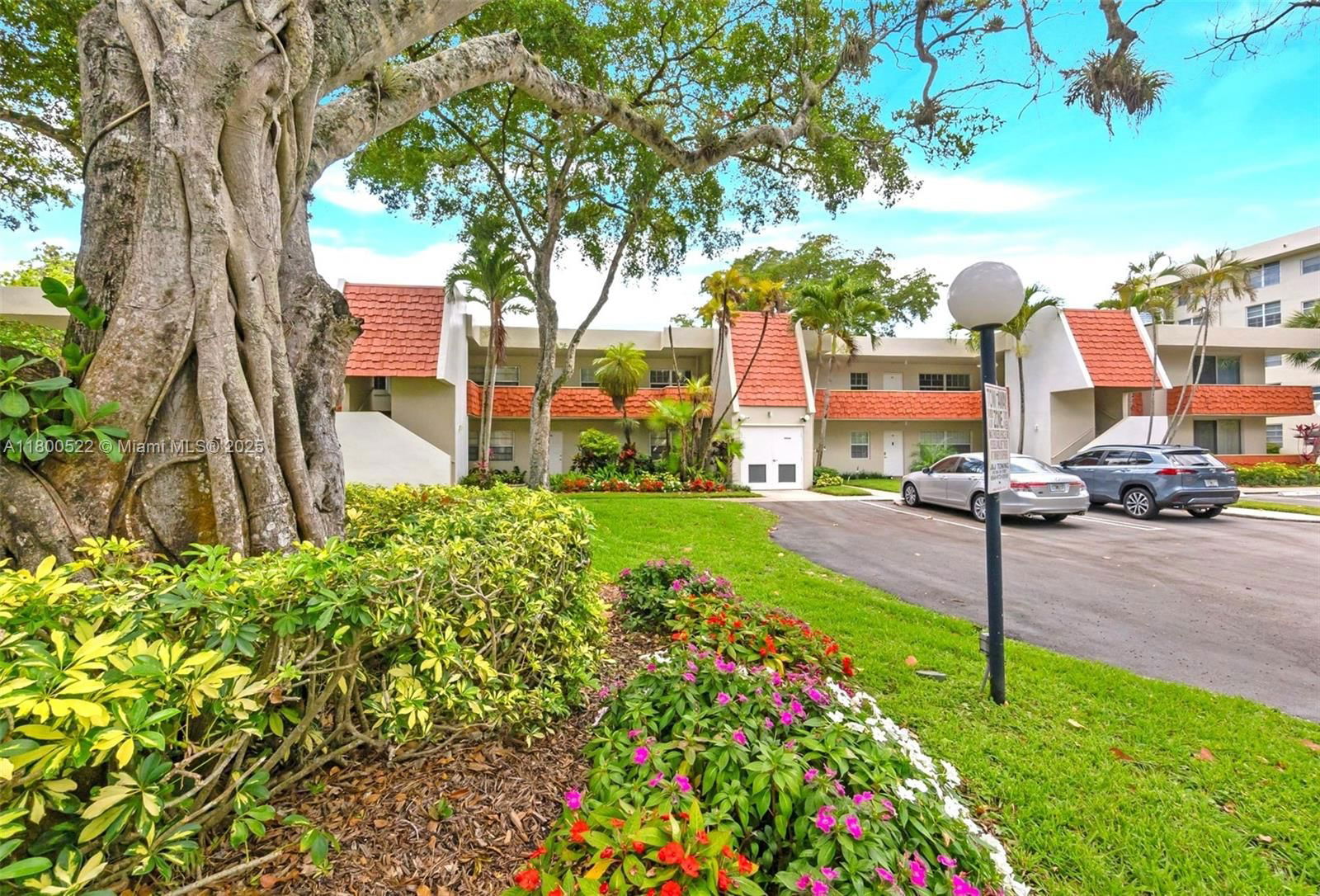 Real estate property located at 823 Cypress Blvd #204, Broward, No 95 Palm-aire Country C, Pompano Beach, FL
