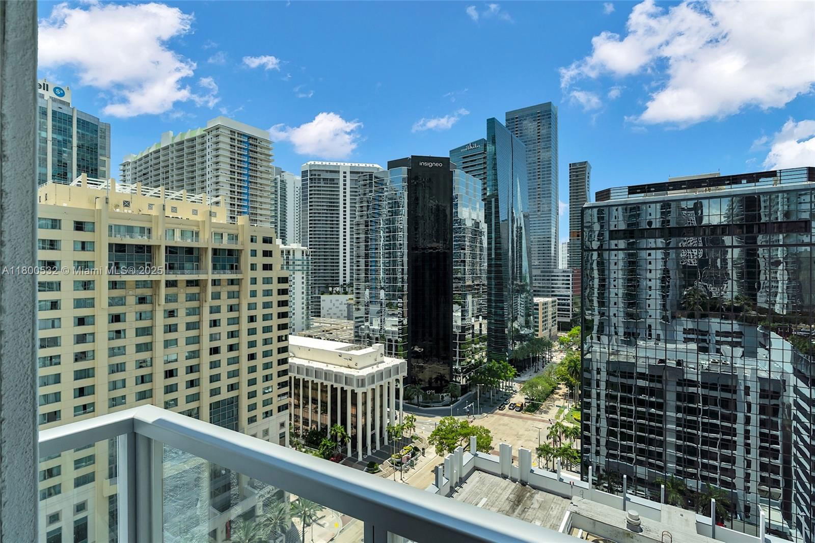 Real estate property located at 1060 Brickell Ave #1811, Miami-dade, 1060 Brickell Condo, Miami, FL