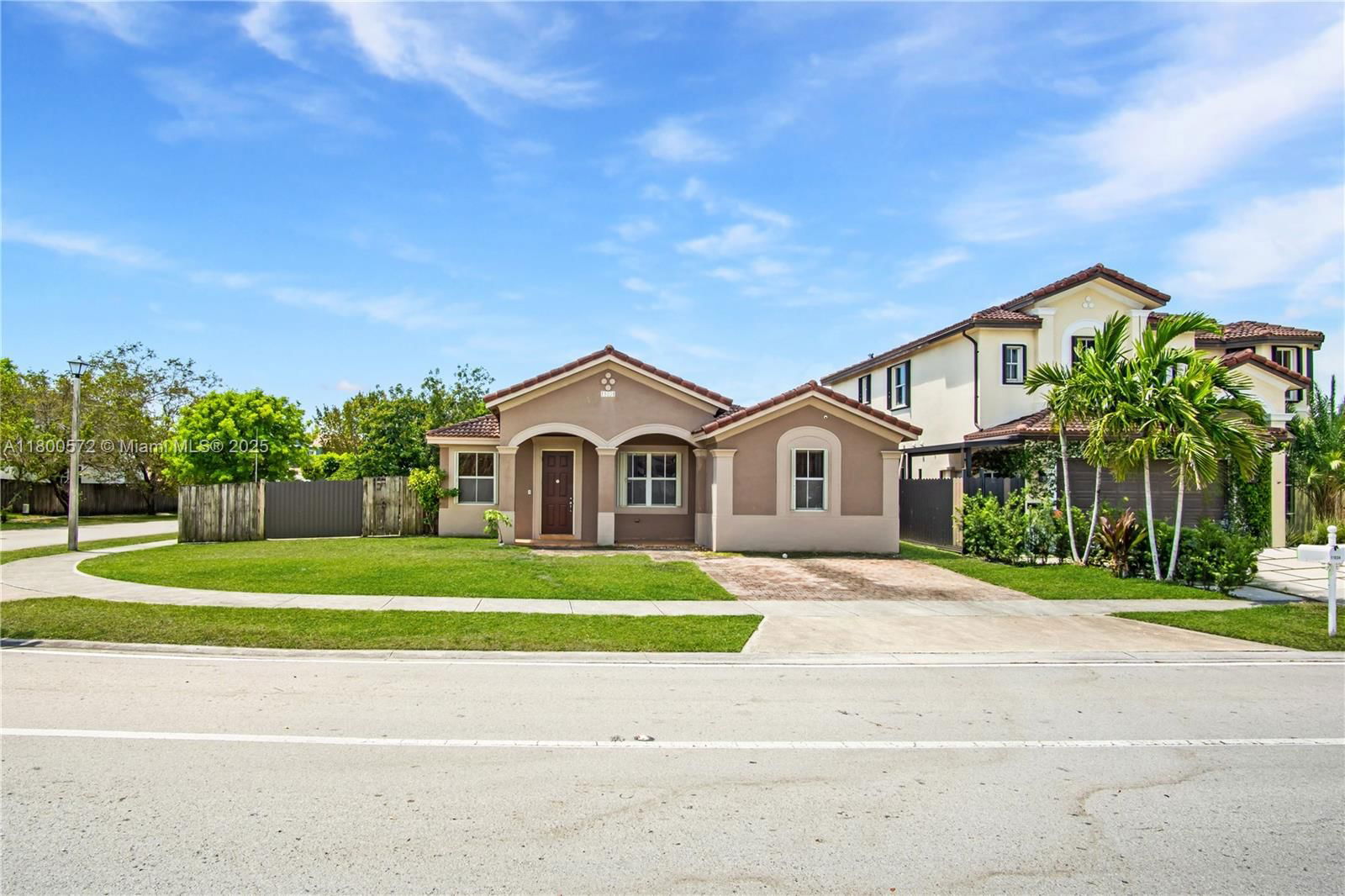 Real estate property located at 11034 242nd St, Miami-dade, Bluewaters Subdivision, Homestead, FL