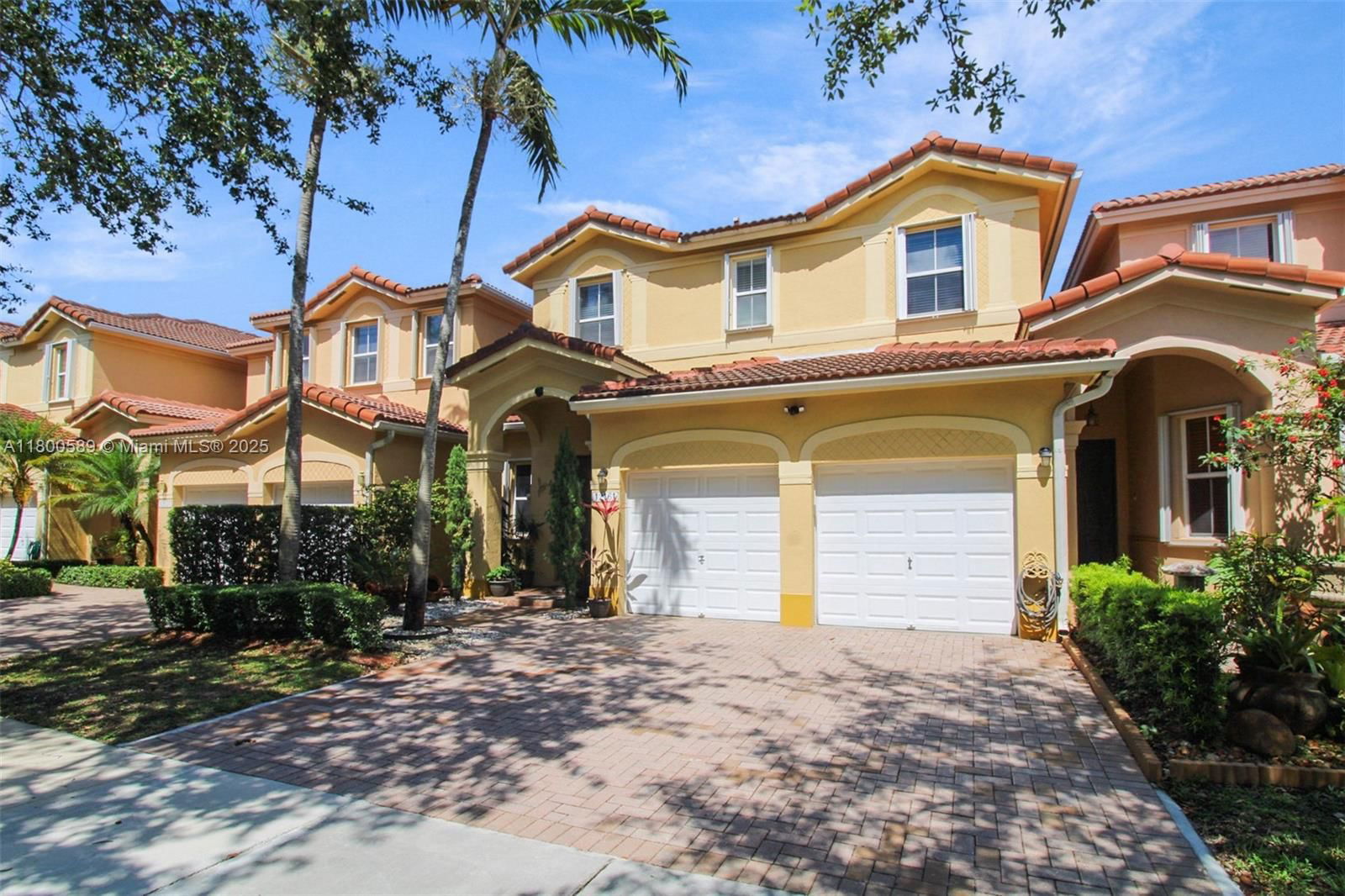 Real estate property located at 12161 123rd Pl, Miami-dade, Kendall Breeze, Miami, FL