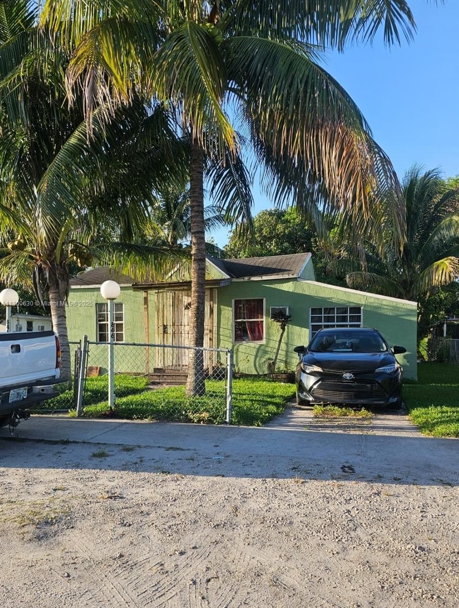 Real estate property located at 846 114th St, Miami-dade, Pinewood Park Extension, Miami, FL