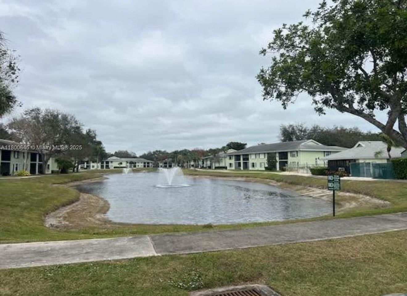Real estate property located at 1301 Sabal Ridge Cir G, Palm Beach, Sabal Ridge Condo, Palm Beach Gardens, FL