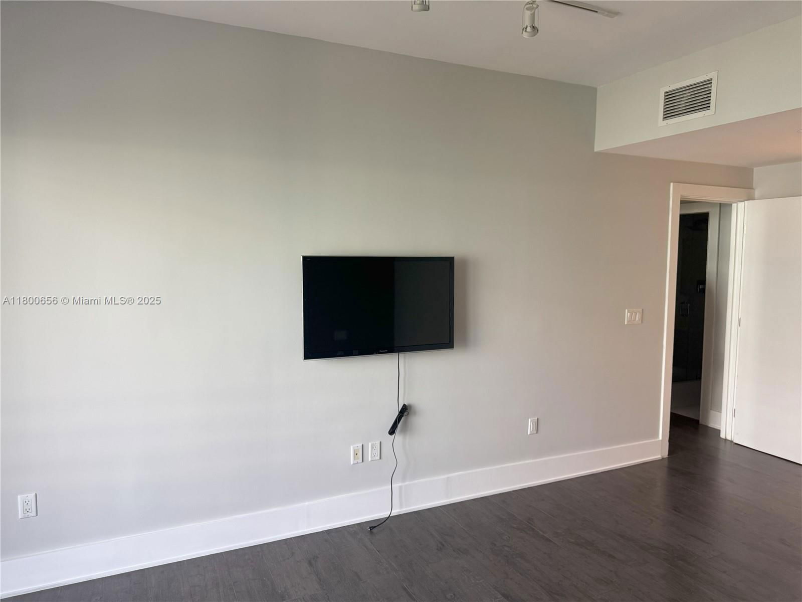 Real estate property located at 5970 Indian Creek Dr PH-3, Miami-dade, Nautica Condo, Miami Beach, FL
