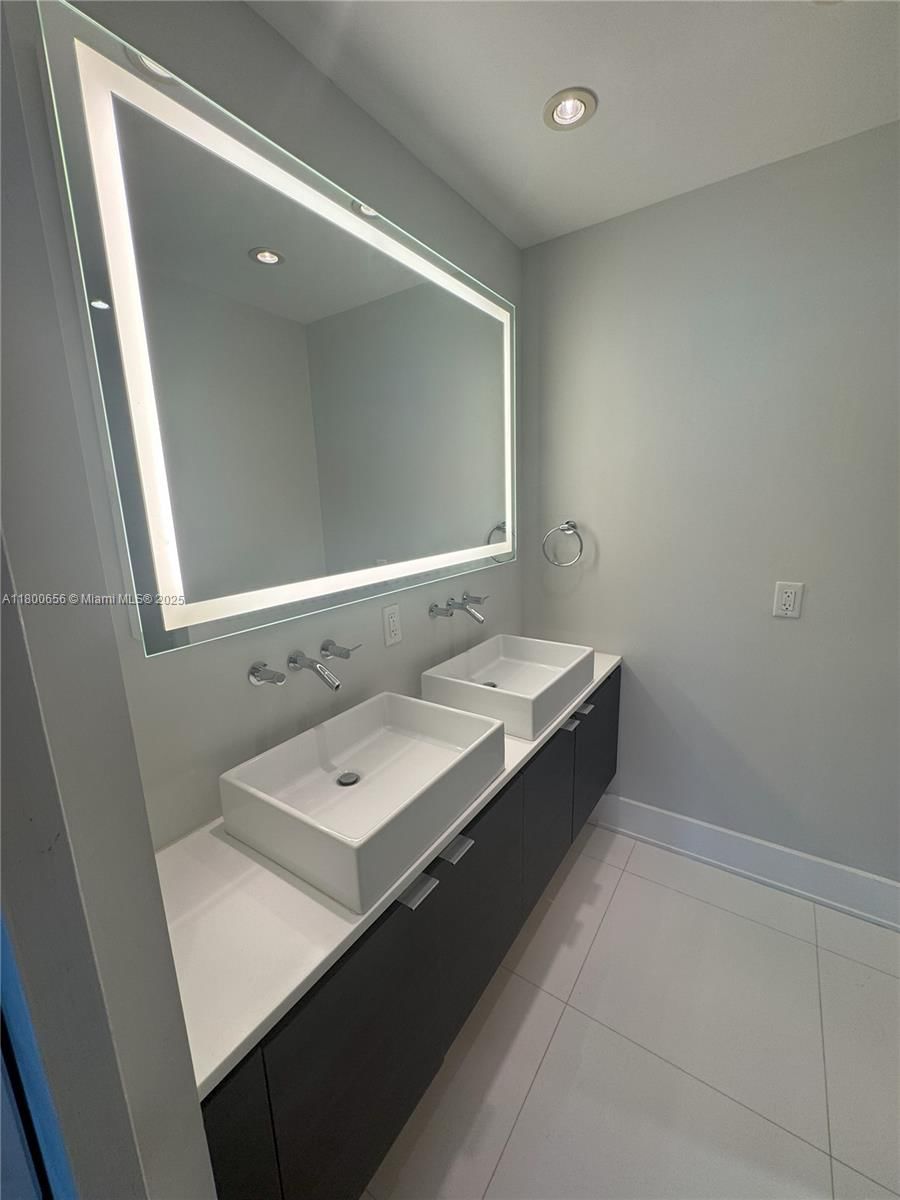 Real estate property located at 5970 Indian Creek Dr PH-3, Miami-dade, Nautica Condo, Miami Beach, FL