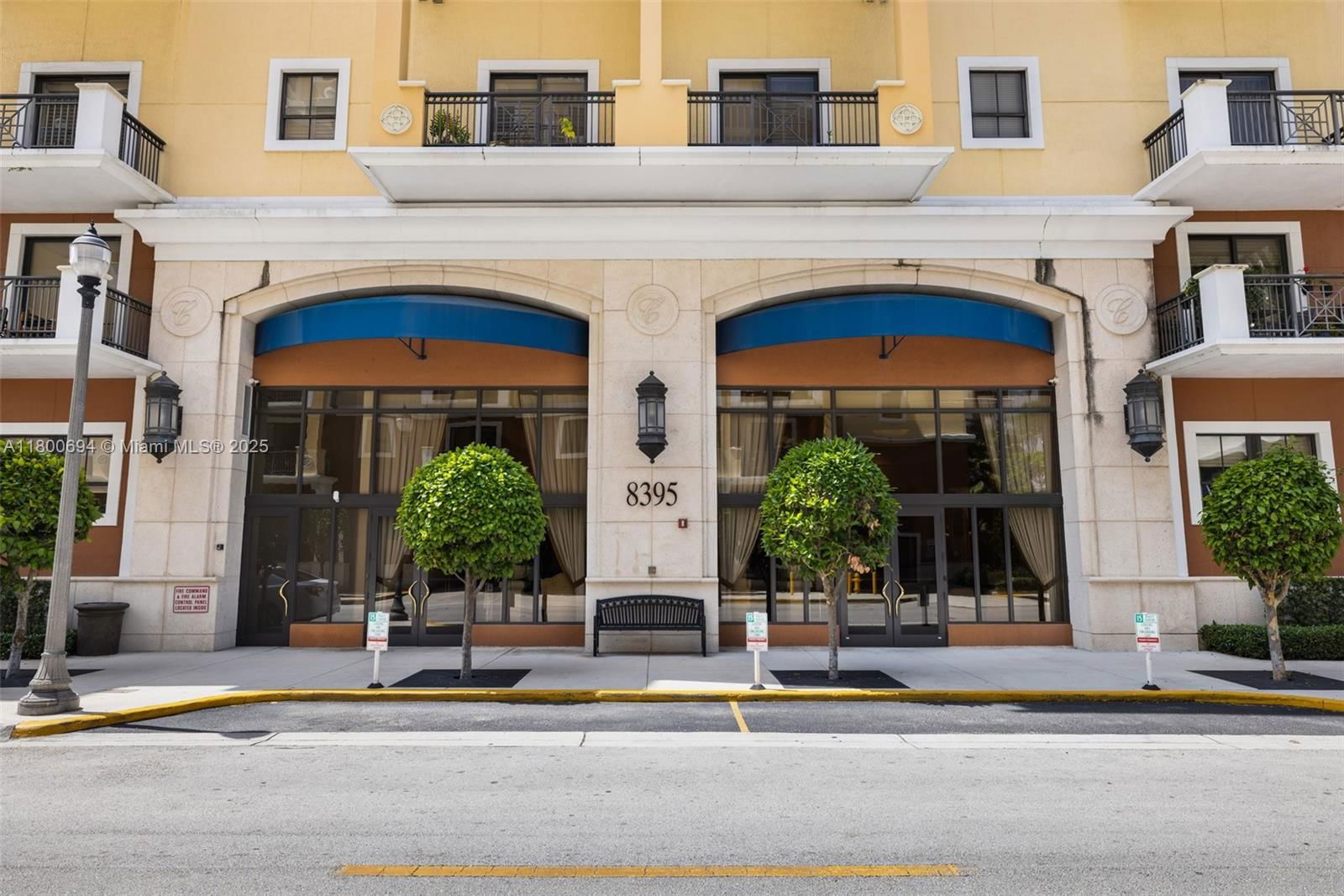 Real estate property located at 8395 73rd Ave #320, Miami-dade, Colonnade At Dadeland Sw, Miami, FL