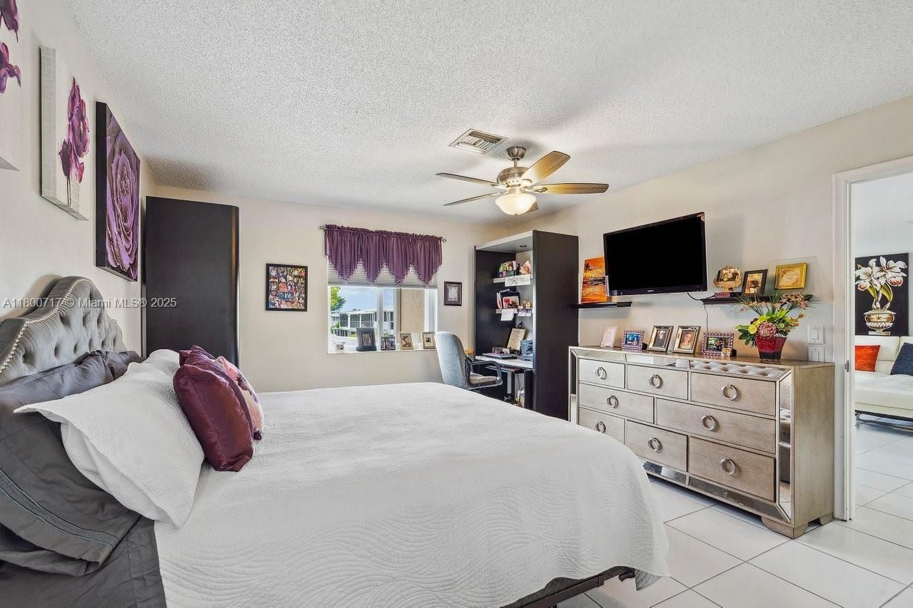 Real estate property located at 1621 20th Ave #203, Palm Beach, Pines Of Delray North Con, Delray Beach, FL