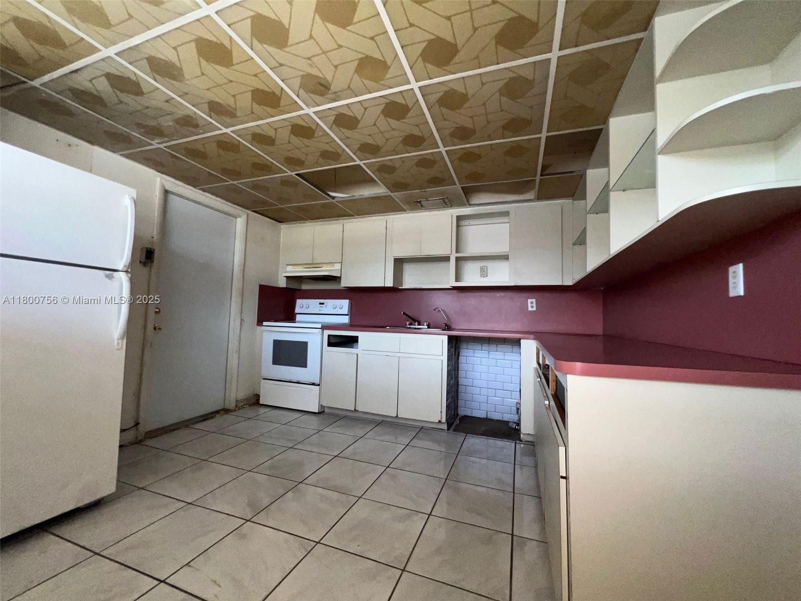 Real estate property located at 3035 100th St, Miami-dade, The Tropics Amd Plat, Miami, FL
