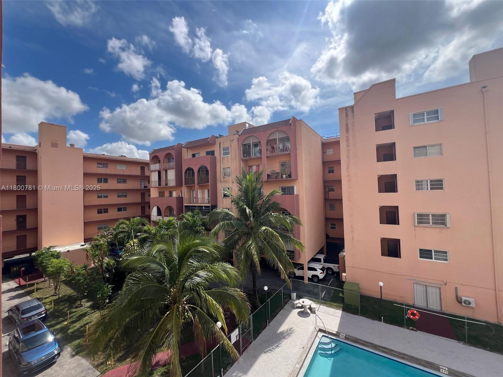 Real estate property located at 460 23rd St #118, Miami-dade, Golden Gate Condo Phase I, Hialeah, FL