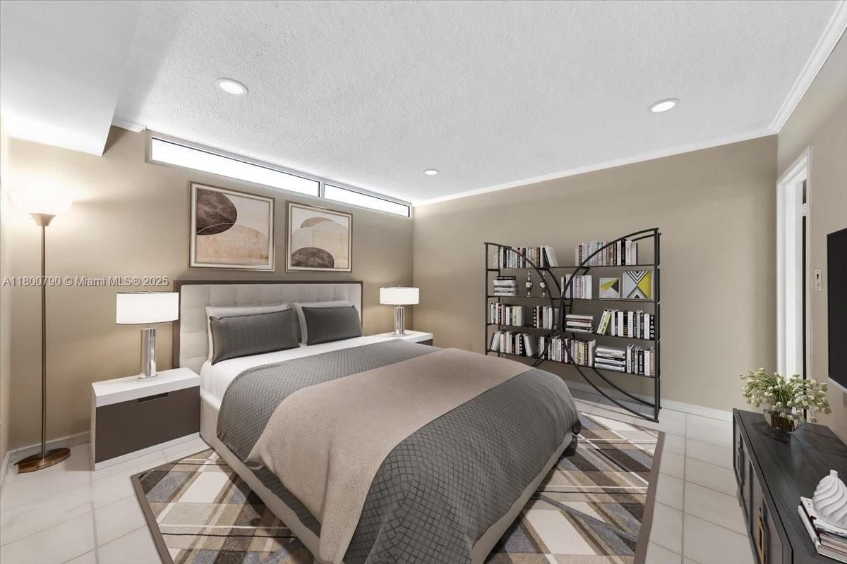 Real estate property located at 5401 Collins Ave #428, Miami-dade, The Carriage House Condo, Miami Beach, FL