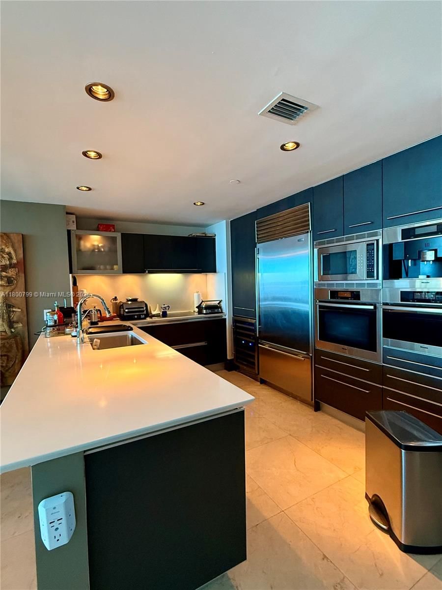 Real estate property located at 17001 Collins Ave #3005, Miami-dade, Jade Beach Condo, Sunny Isles Beach, FL