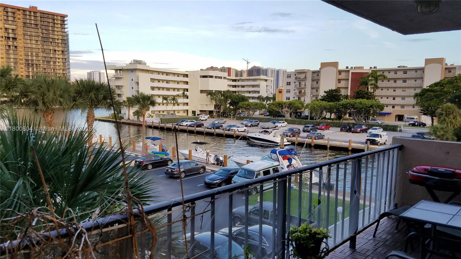 Real estate property located at 3860 170th St #312, Miami-dade, Waterway Isles Condo, North Miami Beach, FL