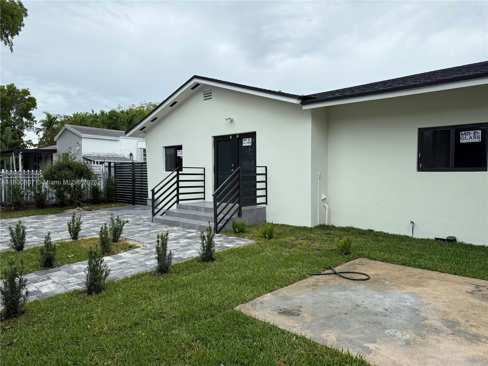 Real estate property located at 1045 58th Ter, Miami-dade, Resub Of Hildemere In Se1, Miami, FL
