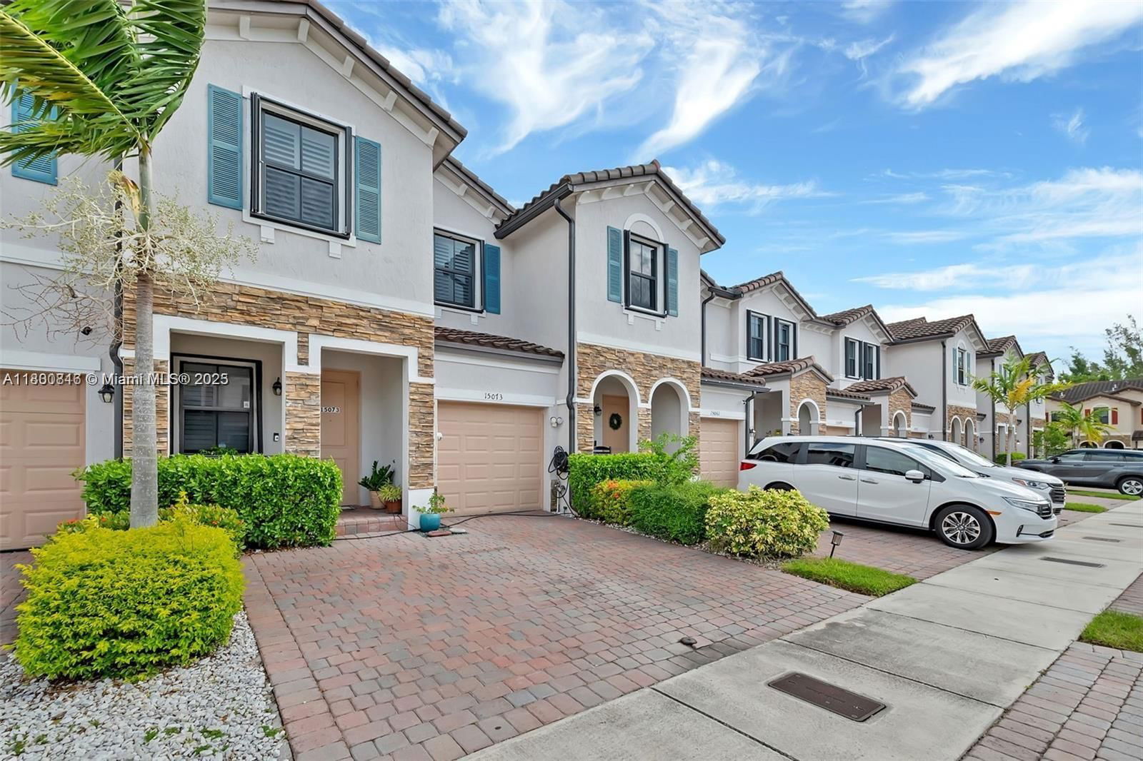 Real estate property located at 15073 119th Ln, Miami-dade, Garden Estates At Hammock, Miami, FL