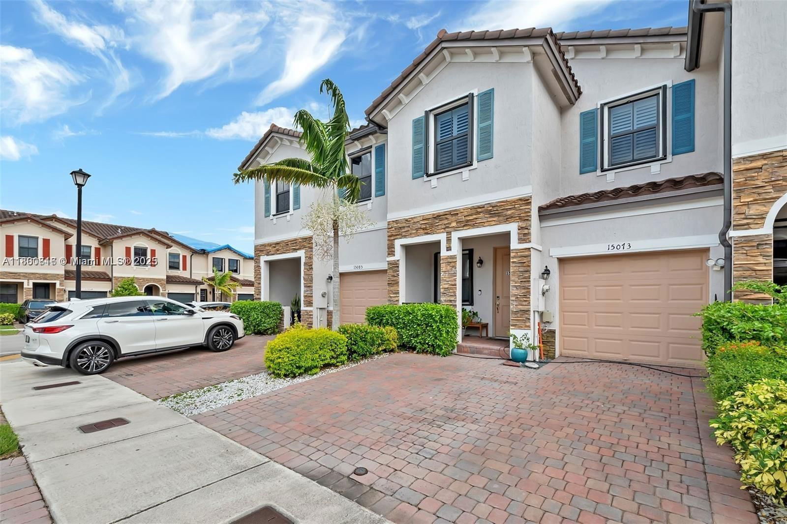 Real estate property located at 15073 119th Ln, Miami-dade, Garden Estates At Hammock, Miami, FL
