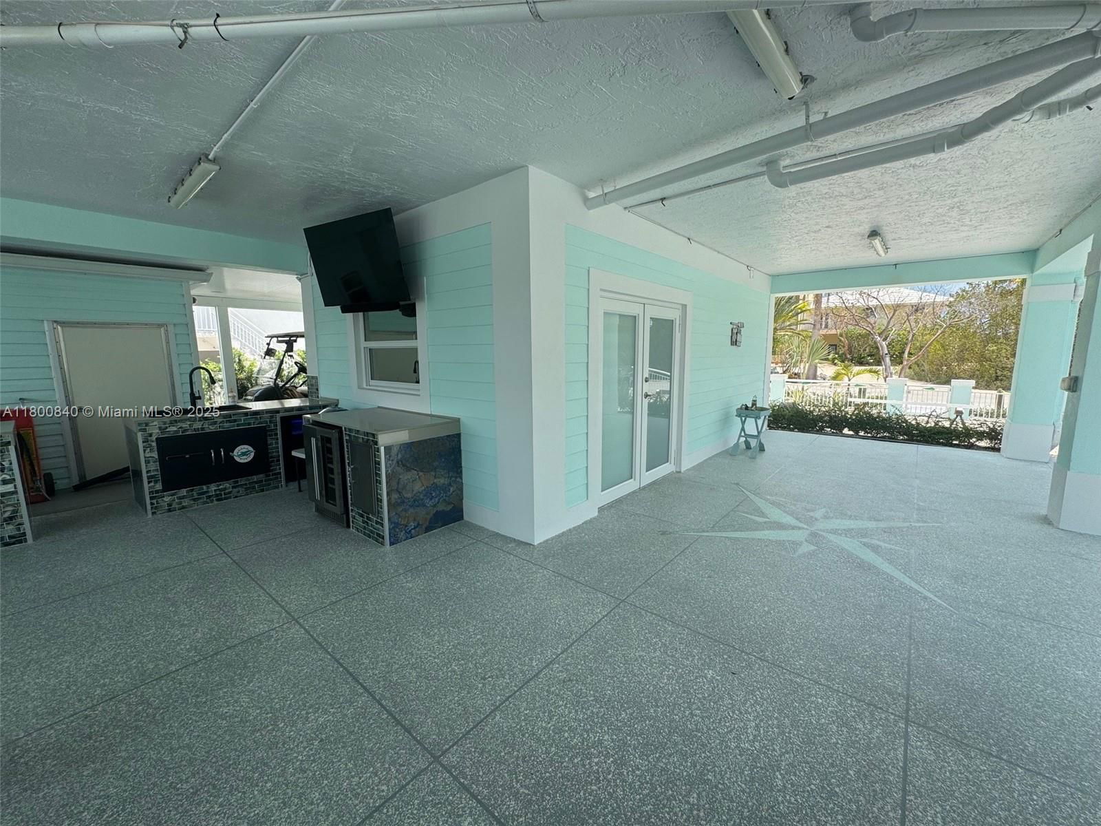 Real estate property located at 157 La Paloma Rd, Monroe, Winston Waterways No 2, Key Largo, FL