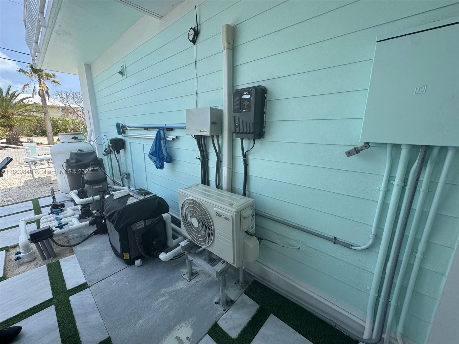 Real estate property located at 157 La Paloma Rd, Monroe, Winston Waterways No 2, Key Largo, FL