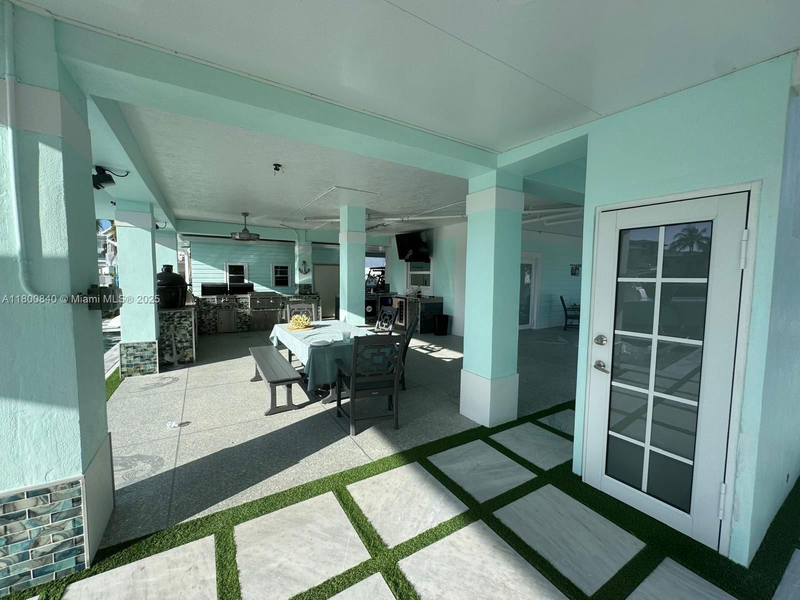 Real estate property located at 157 La Paloma Rd, Monroe, Winston Waterways No 2, Key Largo, FL