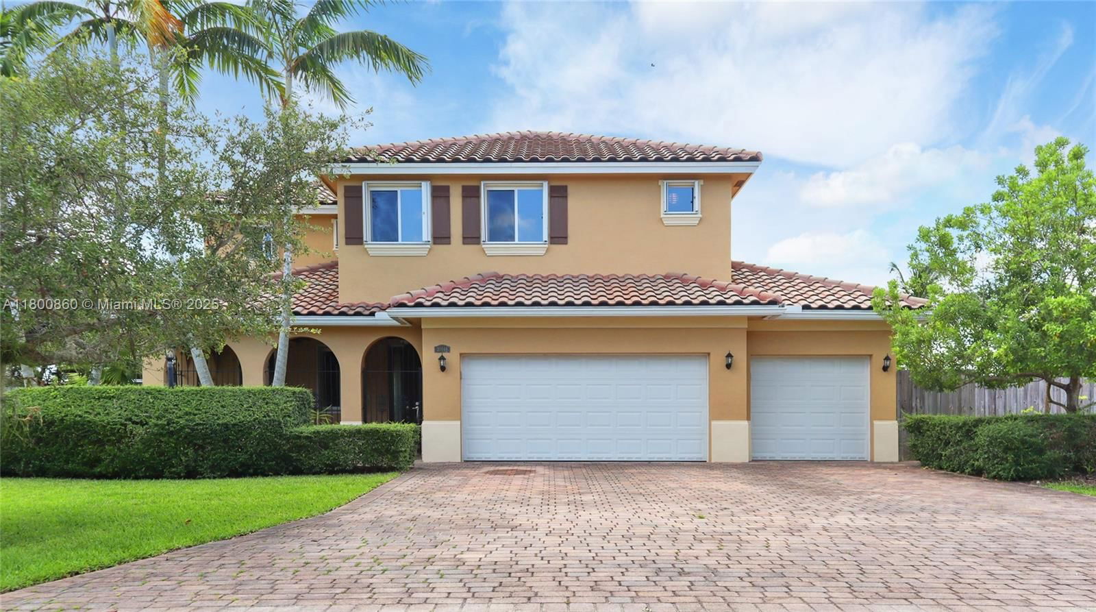 Real estate property located at 20946 133rd Ct, Miami-dade, Bonita Grand Estates Sout, Miami, FL