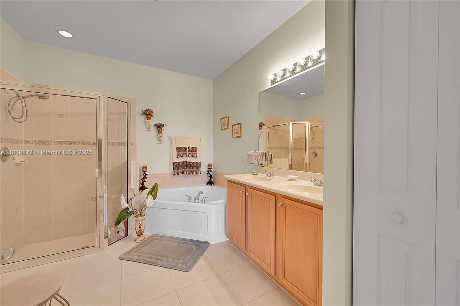 Real estate property located at 23157 Addison Lakes Cir, Palm Beach, Addison Lakes, Boca Raton, FL