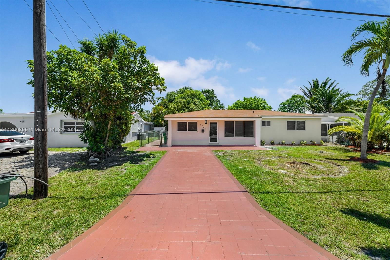 Real estate property located at 6741 27th Ct, Broward, Miramar Sec 3, Miramar, FL