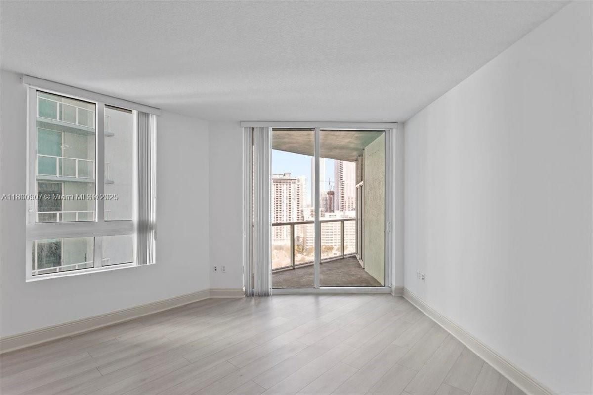 Real estate property located at 1900 Bayshore Dr #1810, Miami-dade, Quantum On The Bay Condo, Miami, FL