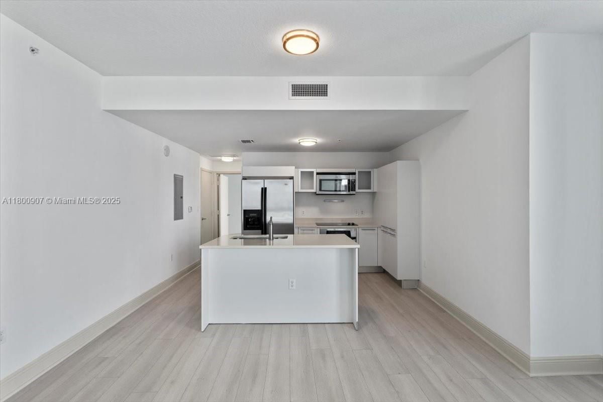 Real estate property located at 1900 Bayshore Dr #1810, Miami-dade, Quantum On The Bay Condo, Miami, FL