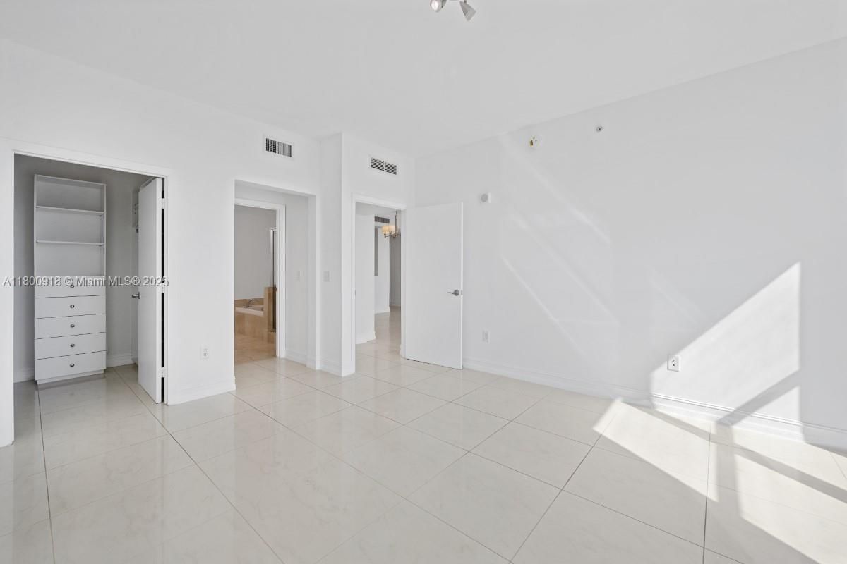 Real estate property located at 3330 190th St #1918, Miami-dade, Aventura Marina Two, Aventura, FL