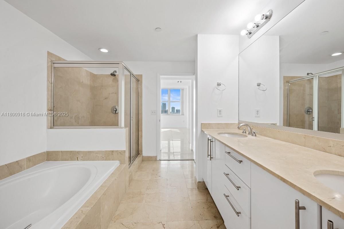 Real estate property located at 3330 190th St #1918, Miami-dade, Aventura Marina Two, Aventura, FL