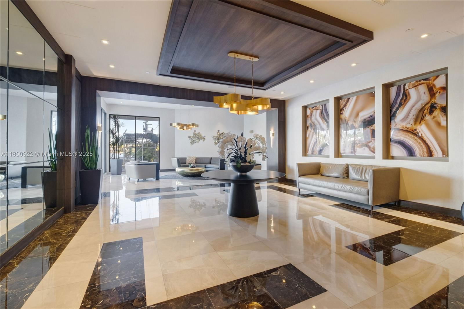 Real estate property located at 20505 Country Club Dr #143, Miami-dade, Waterview Condo, Aventura, FL