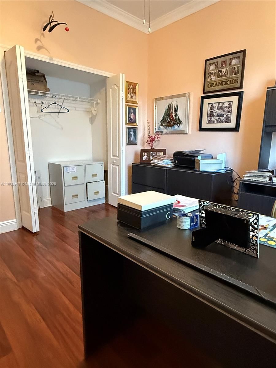 Real estate property located at 8943 174th St, Miami-dade, West Lakes Estates Sub, Hialeah, FL