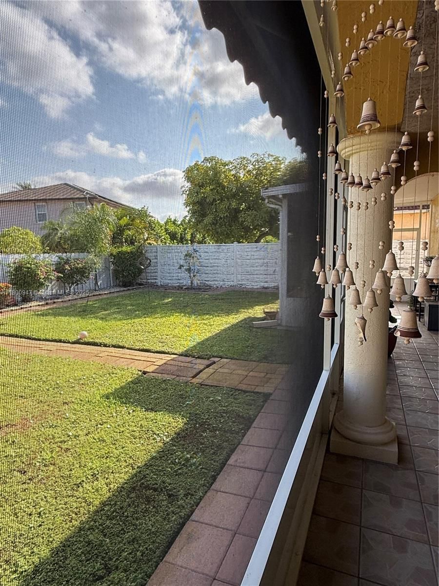 Real estate property located at 8943 174th St, Miami-dade, West Lakes Estates Sub, Hialeah, FL