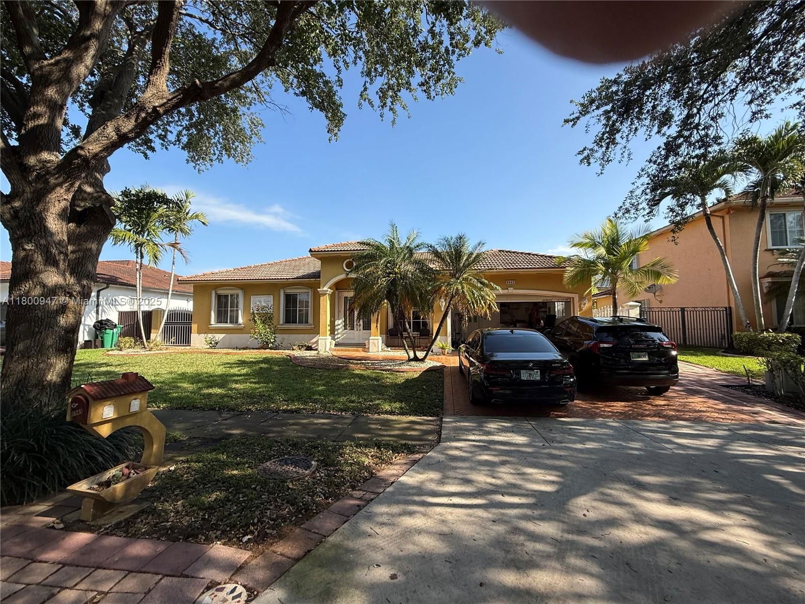 Real estate property located at 8943 174th St, Miami-dade, West Lakes Estates Sub, Hialeah, FL