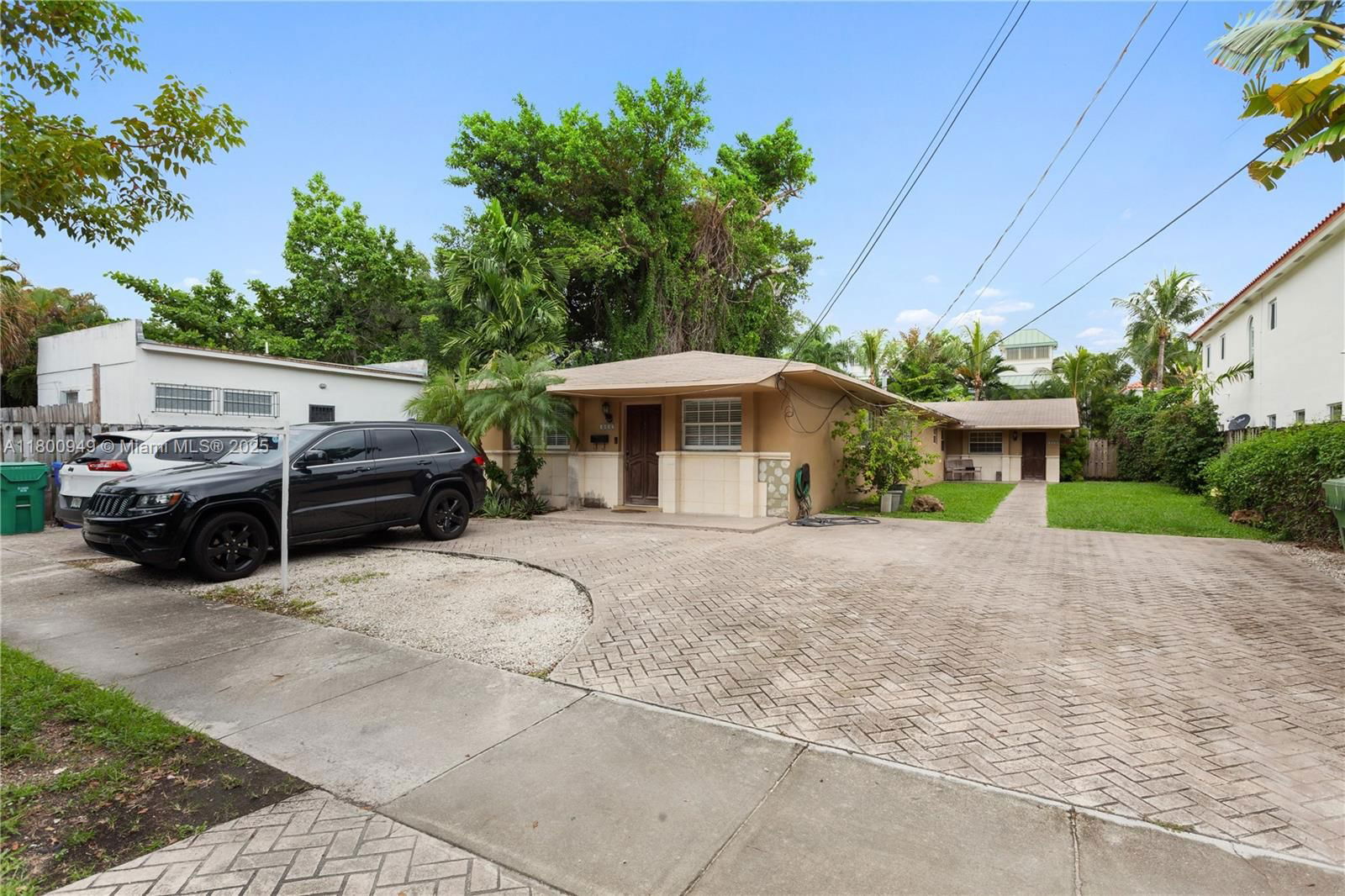 Real estate property located at 3057 Day Ave, Miami-dade, Orange Pounds Sub Pent Ho, Miami, FL