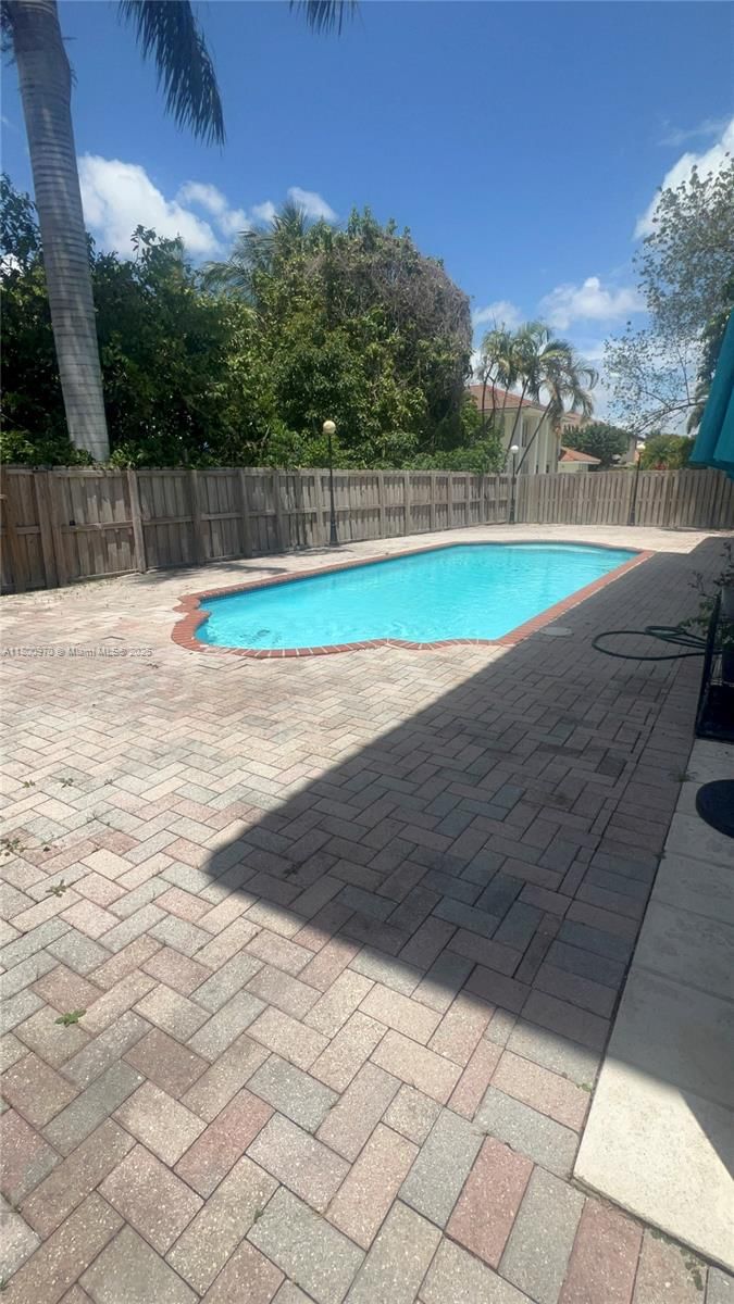 Real estate property located at 9942 158th Ct, Miami-dade, Garden Hills Sub, Miami, FL